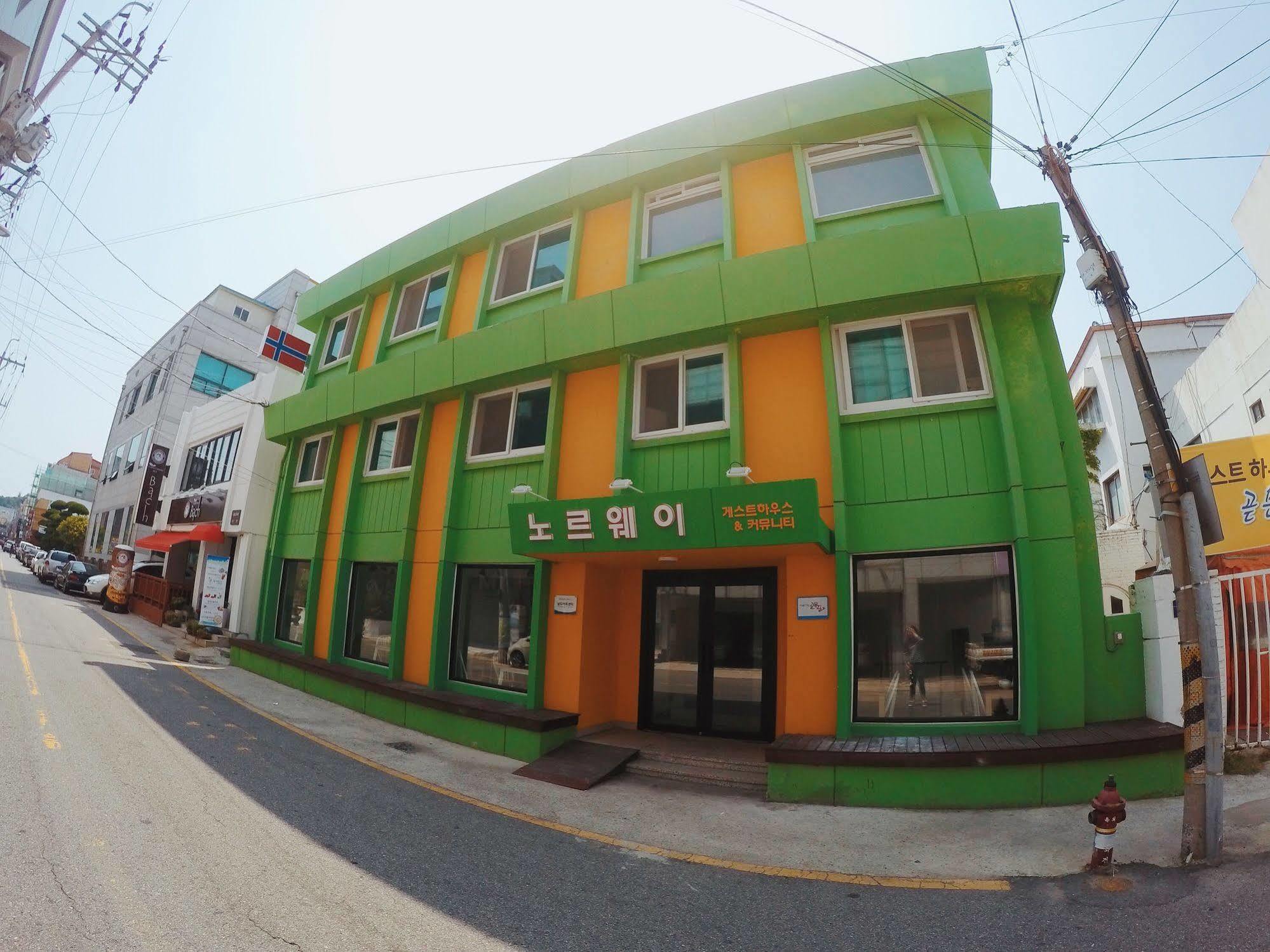 Mokpo Norway Guesthouse Ngoại thất bức ảnh